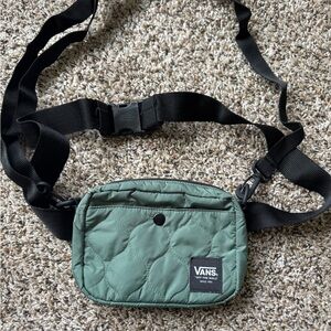 Vans Wanderer Green Quilted Fanny Pack